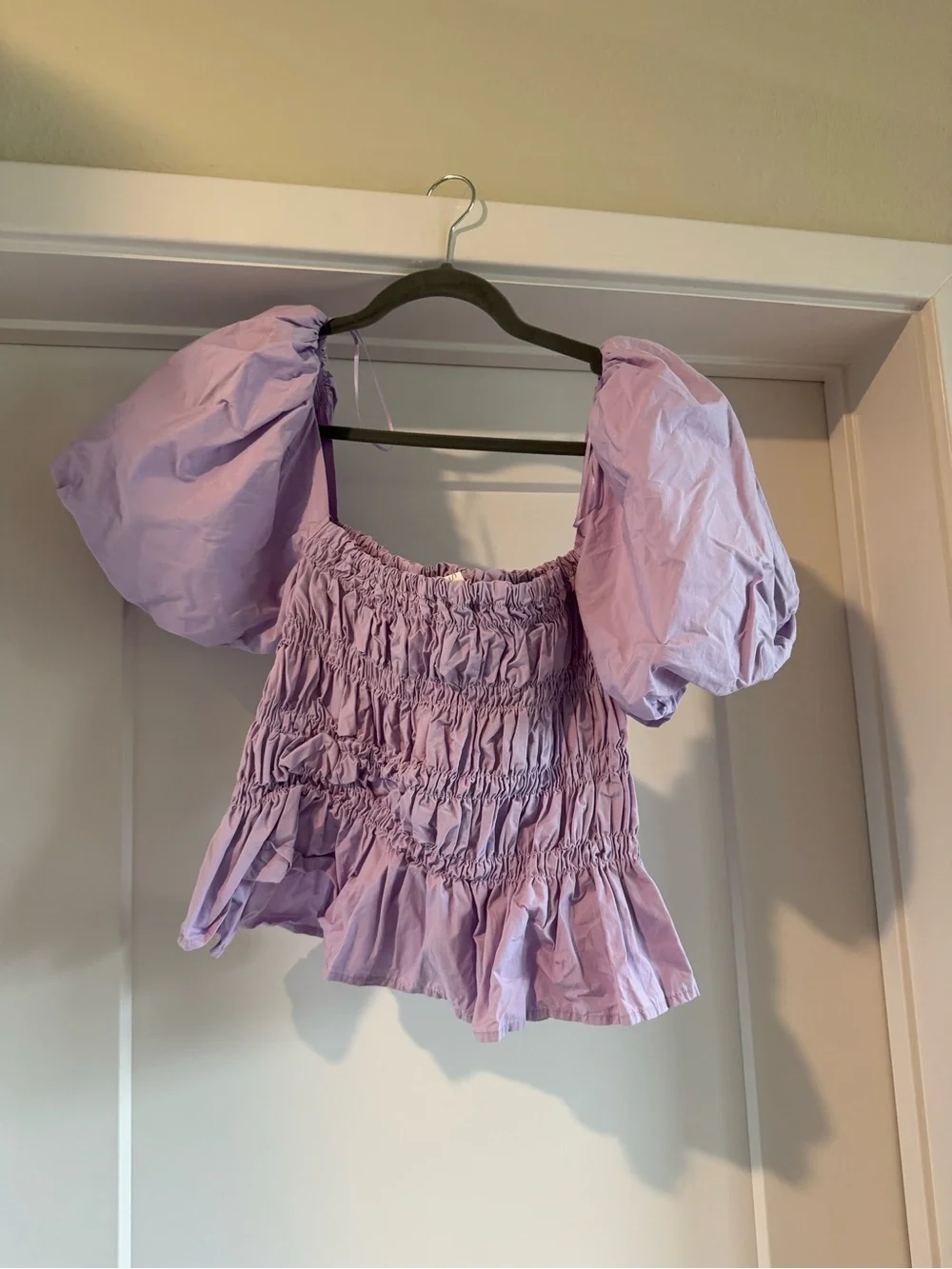 ASTR the Label Puff Sleeve Top - Picture 1 of 4